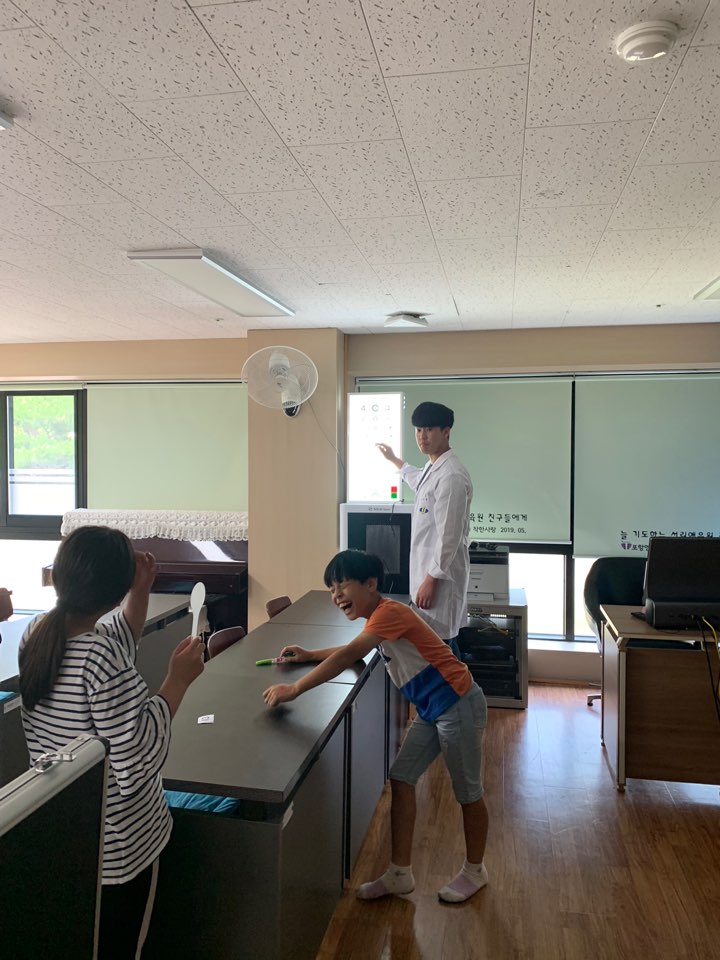 안경광학과 선린애육원 봉사활동5.jpg
